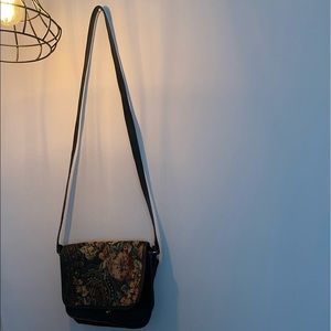 Vintage crossbody bag 2/$15 !!